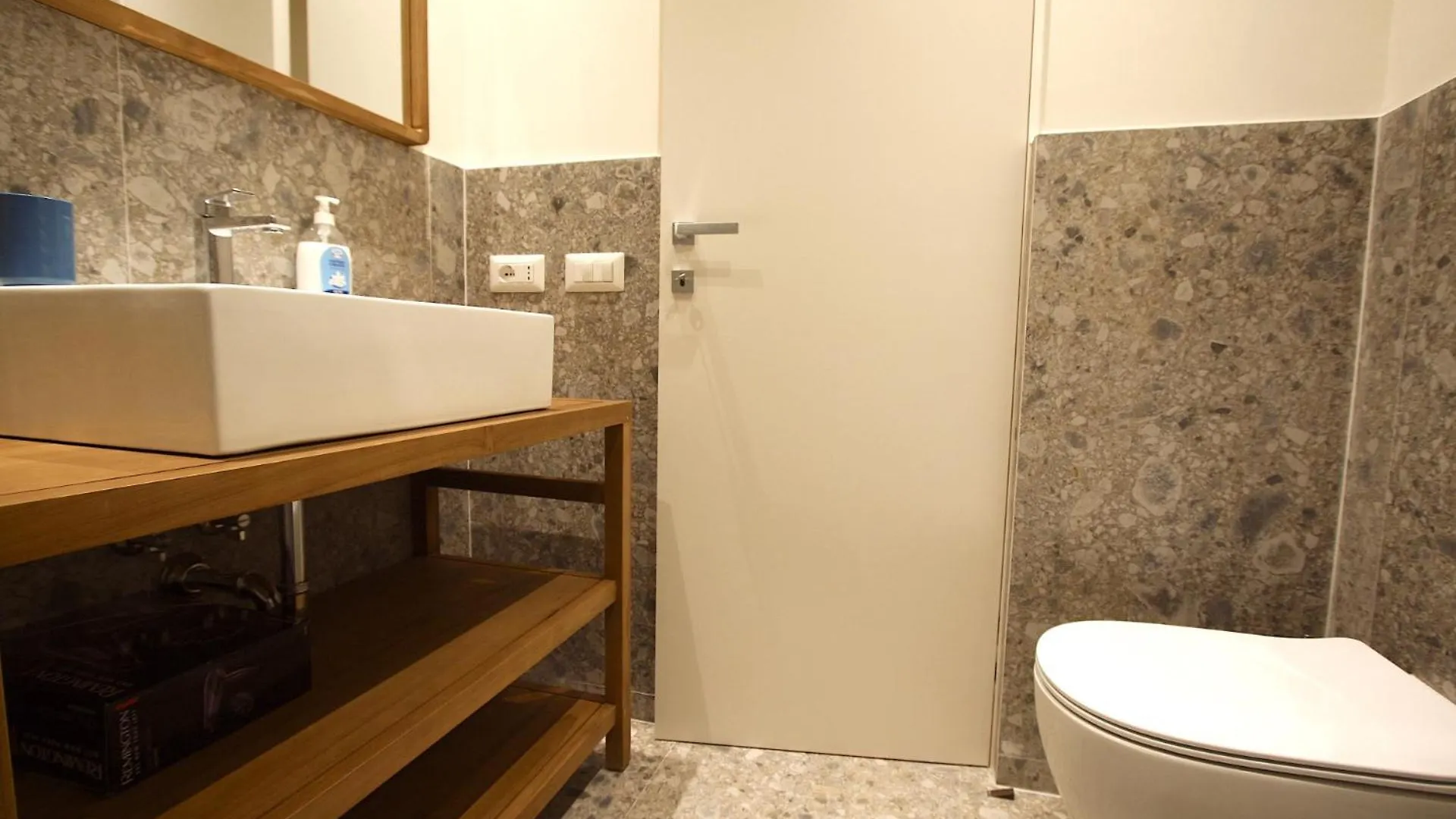 Aniene Holiday House Rome Italy